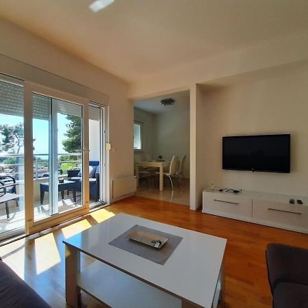 Apartman U Centru Makarske ماكارسكا المظهر الخارجي الصورة