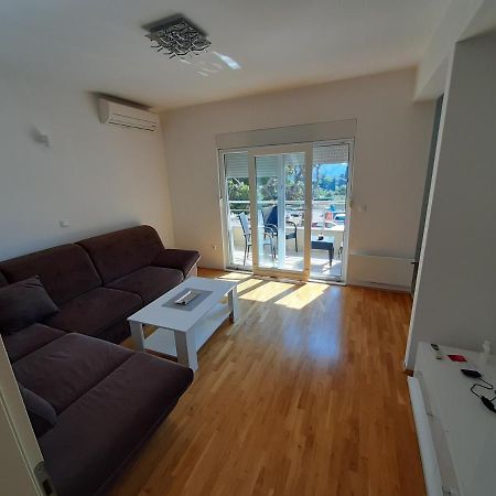 Apartman U Centru Makarske ماكارسكا المظهر الخارجي الصورة
