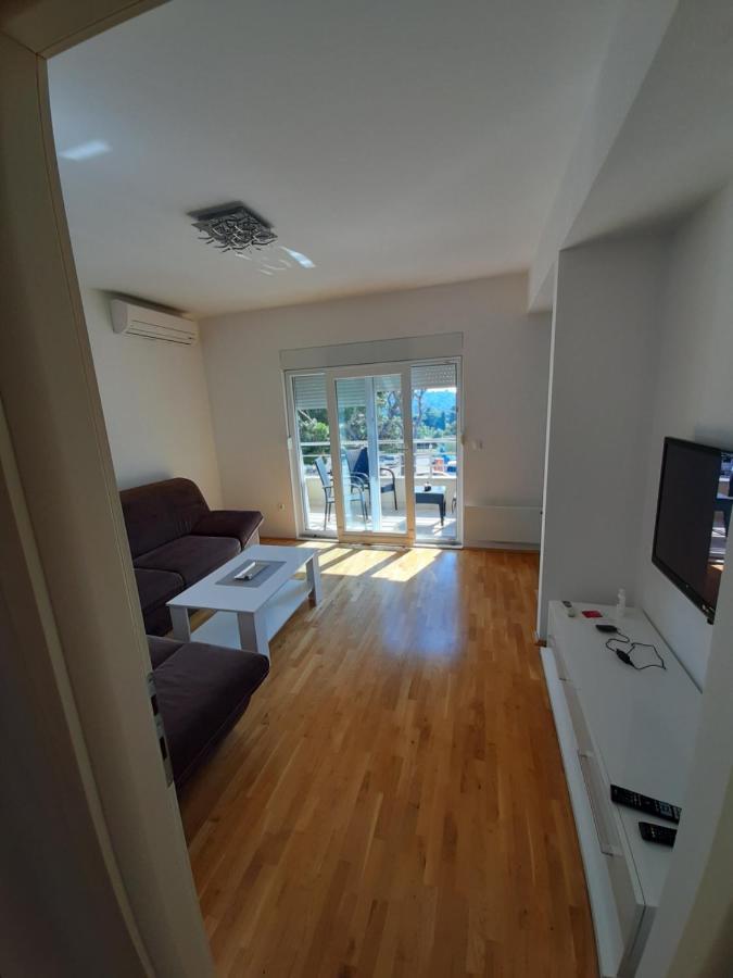Apartman U Centru Makarske ماكارسكا المظهر الخارجي الصورة