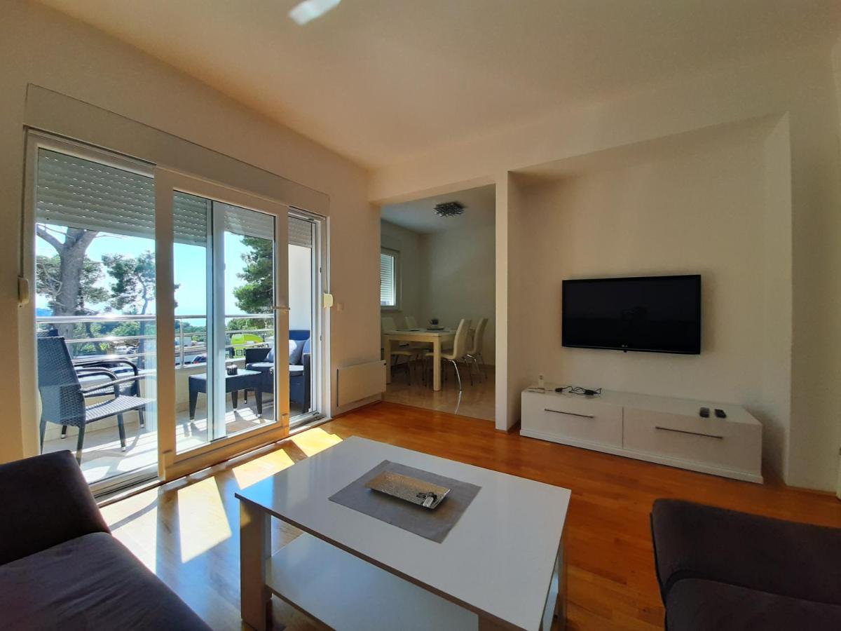 Apartman U Centru Makarske ماكارسكا المظهر الخارجي الصورة
