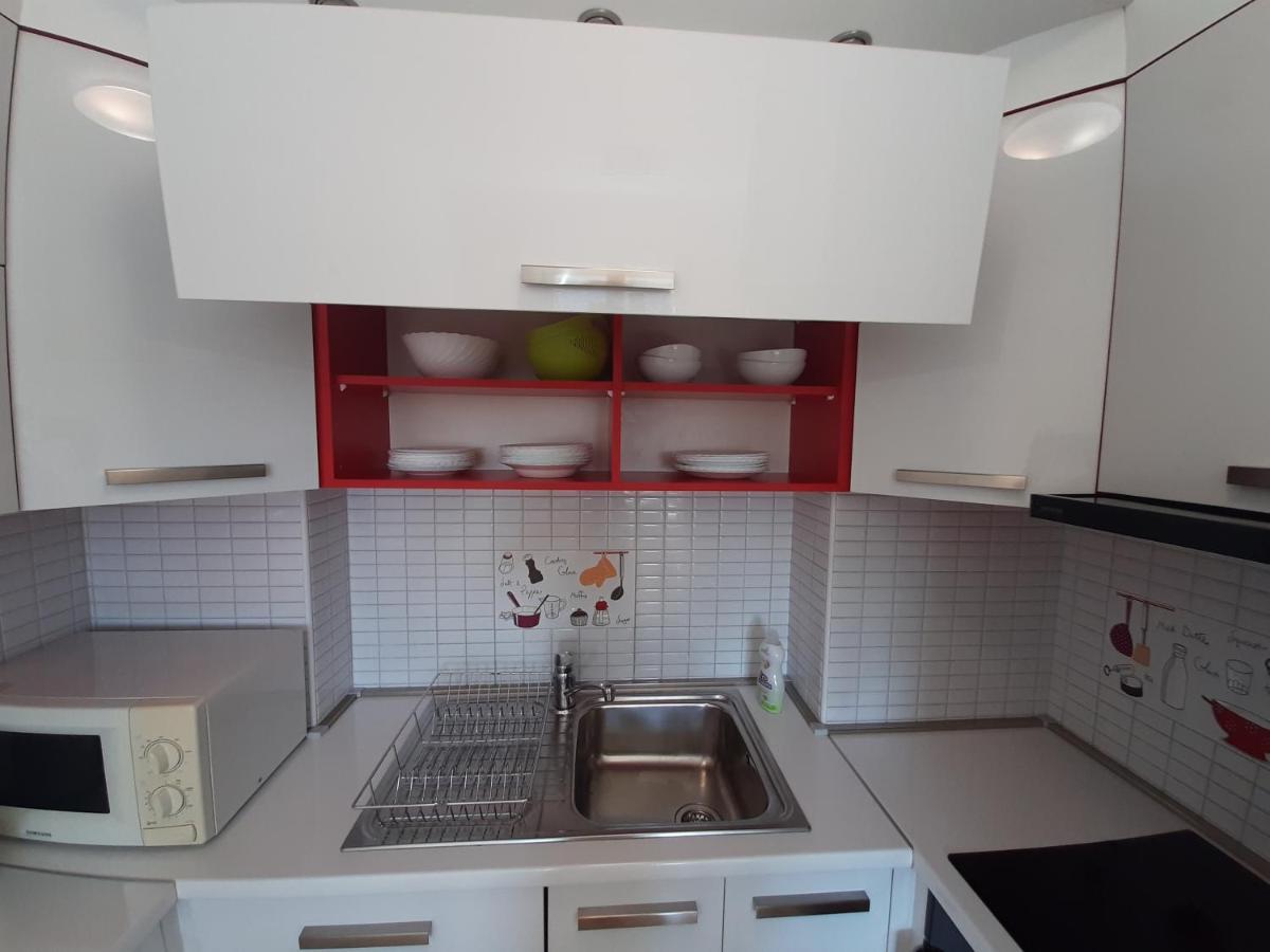Apartman U Centru Makarske ماكارسكا المظهر الخارجي الصورة