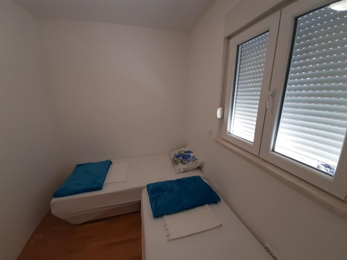 Apartman U Centru Makarske ماكارسكا المظهر الخارجي الصورة