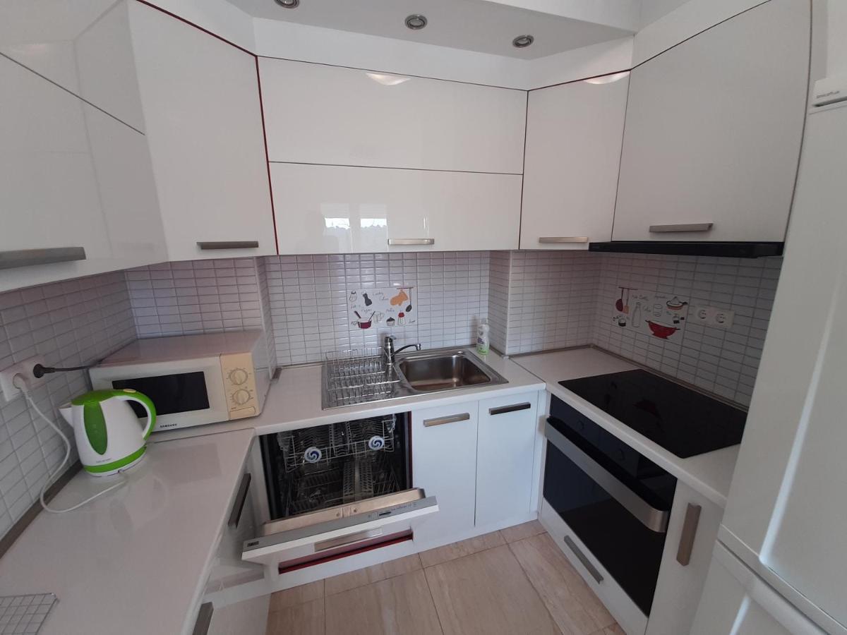 Apartman U Centru Makarske ماكارسكا المظهر الخارجي الصورة