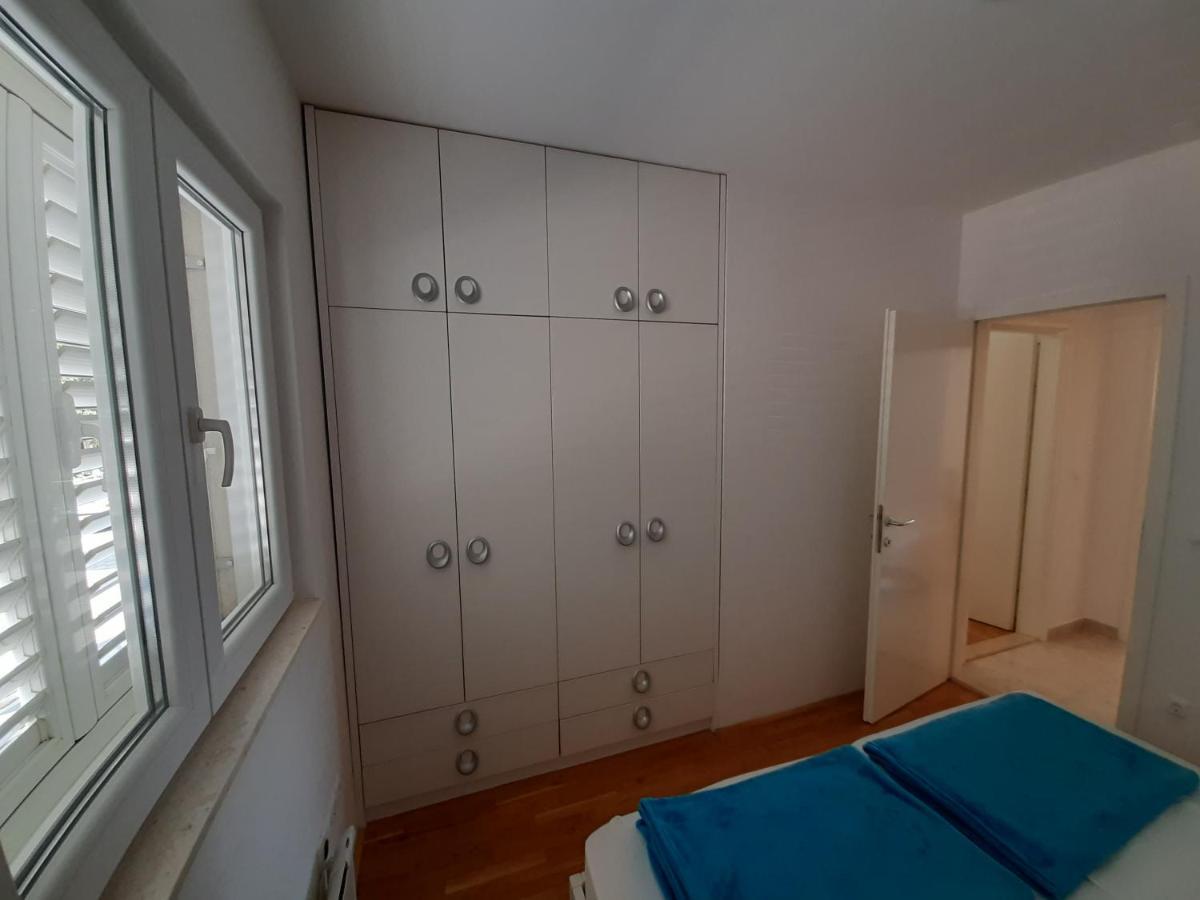 Apartman U Centru Makarske ماكارسكا المظهر الخارجي الصورة