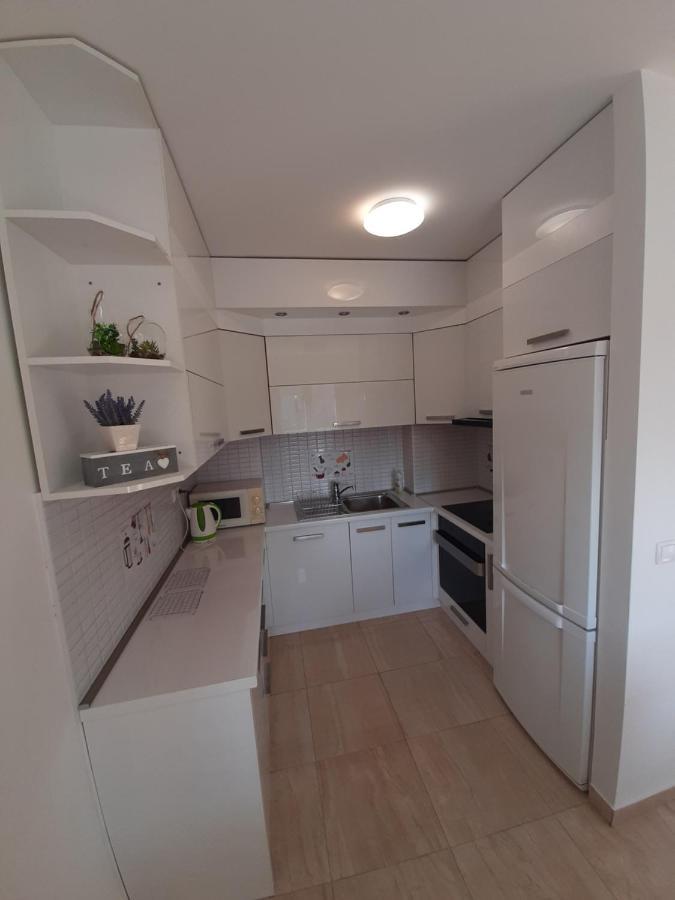Apartman U Centru Makarske ماكارسكا المظهر الخارجي الصورة